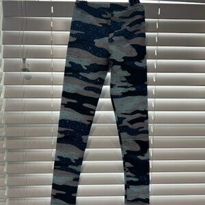 NWT Girls Size 6 Pixielane Leggings- Blue Camo Print